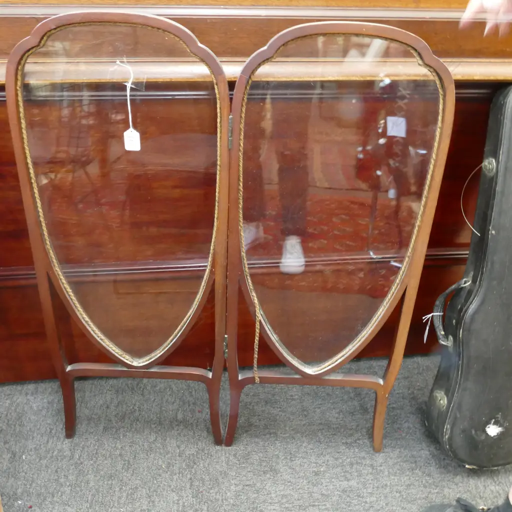 EDWARDIAN INLAID GLASS SCREEN  Image 1++