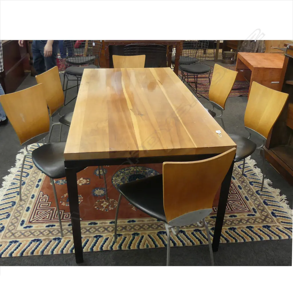 DESIGNER TABLE & 6 CHAIRS Image 1++