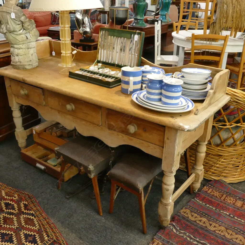 19TH C PINE SIDEBOARD Image 1++