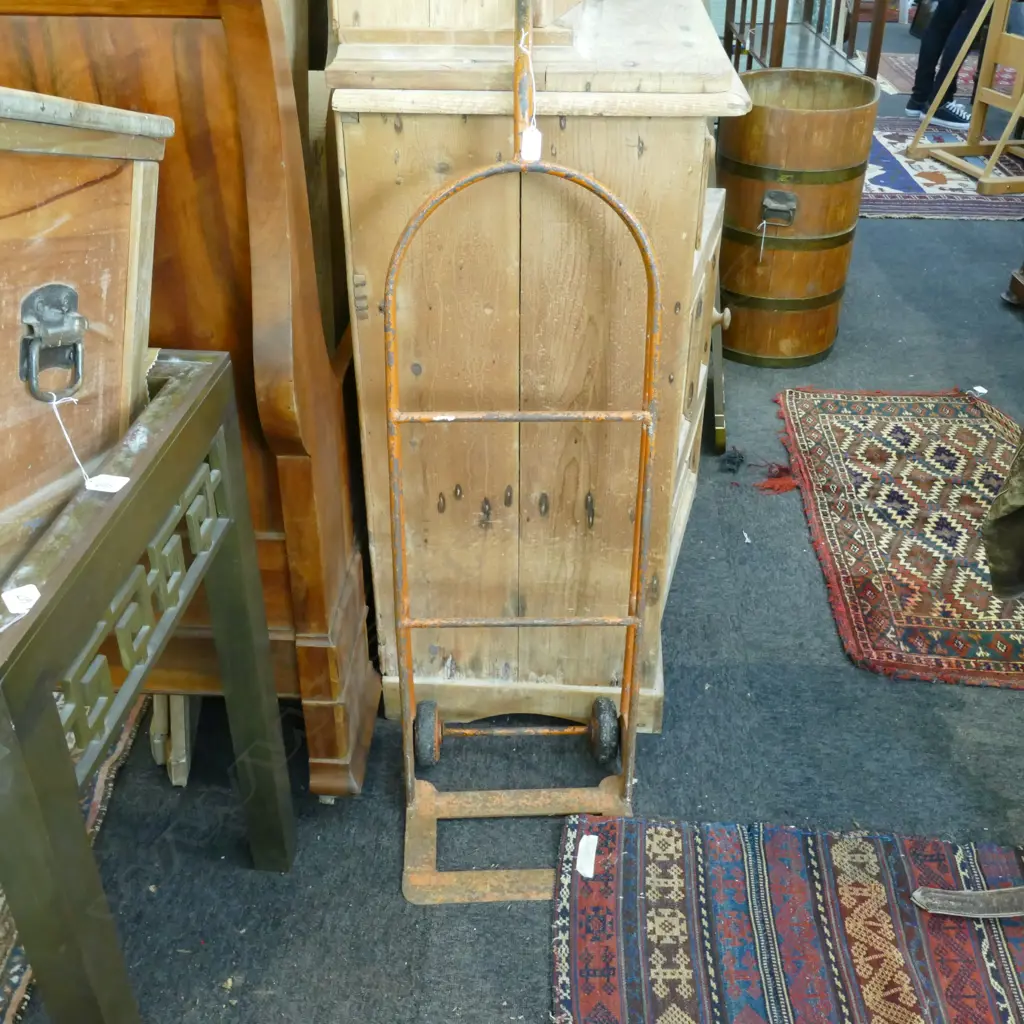 VINTAGE METAL TROLLEY Image 1++