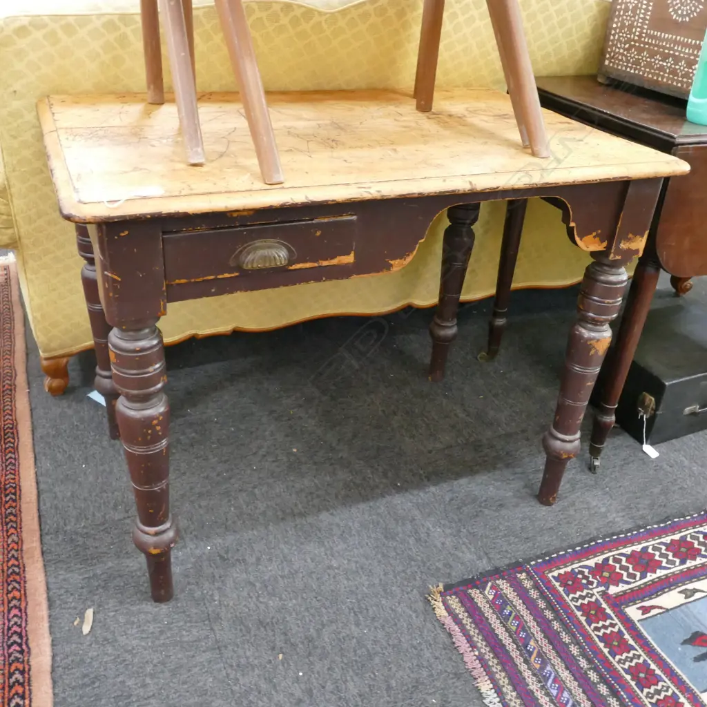 COLONIAL DESK WITH DRAWER 920MM W X 600MM D Image 1++