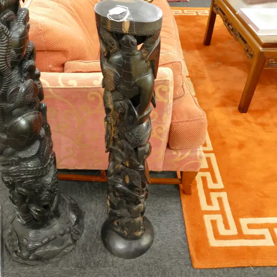 LGE SOLOMON ISLANDS PEDESTAL CARVING IN EBONY, BY JOHN WAYNE FROM MOROVO IS. H.900mm