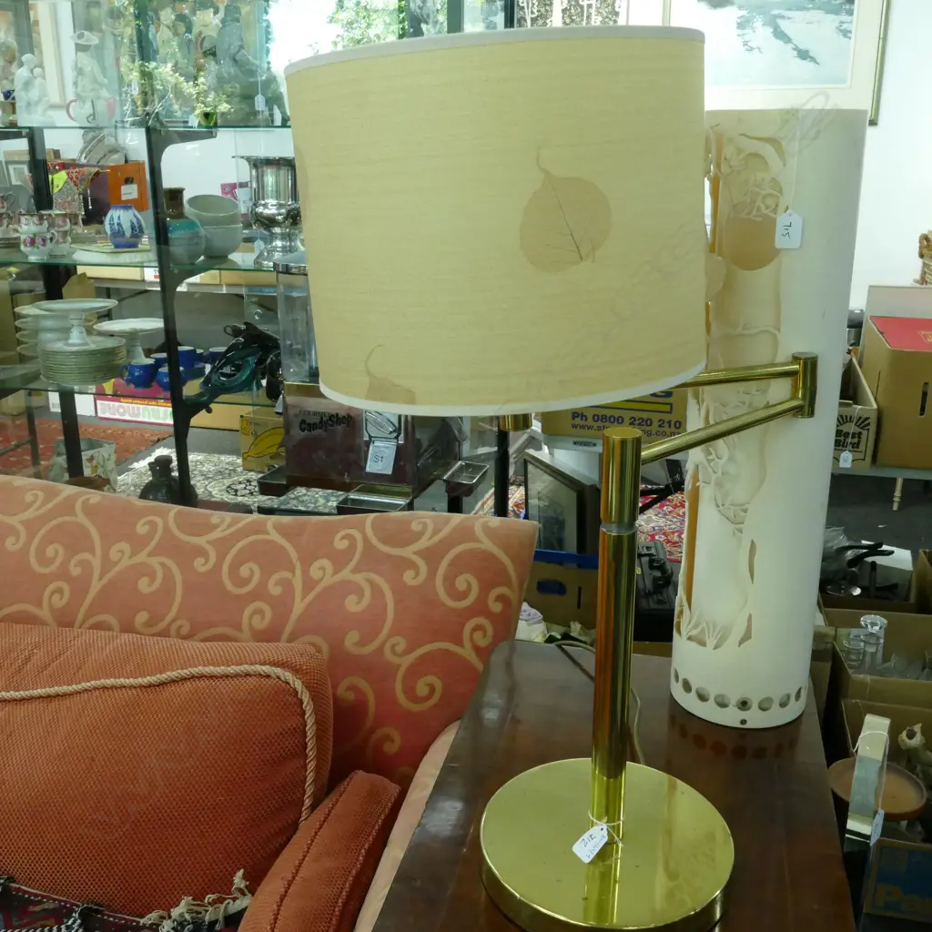 BRASS TABLE LAMP 720MM H Image 1++