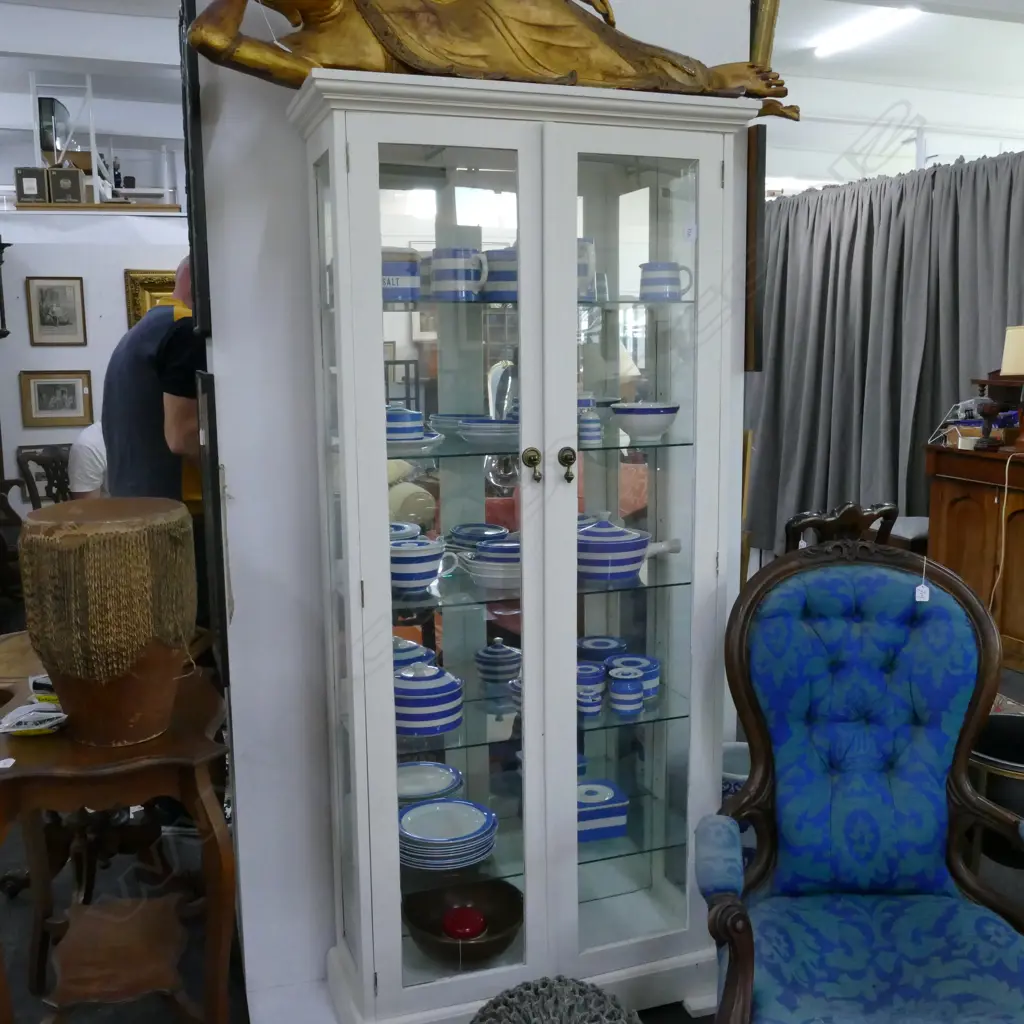 WHITE PAINTED, TALL DISPLAY CABINET, MIRROR BACK, 2 DOOR, H.1900MM  Image 1++