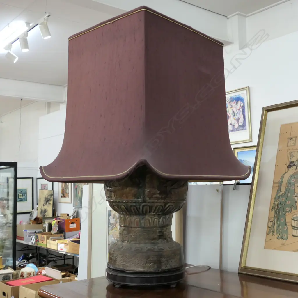 CERAMIC ORIENTAL LAMP ADJUSTABLE BULB HEIGHT, BASE 500MM H Image 1++