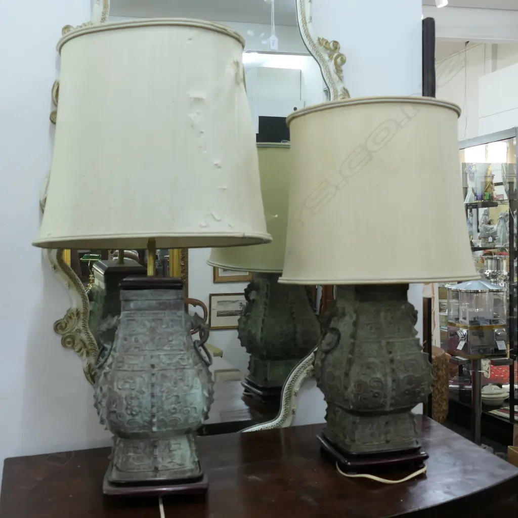 PR ORIENTAL BRONZE LAMPS ADJUSTABLE BULB HEIGHT 600MM H Image 1++