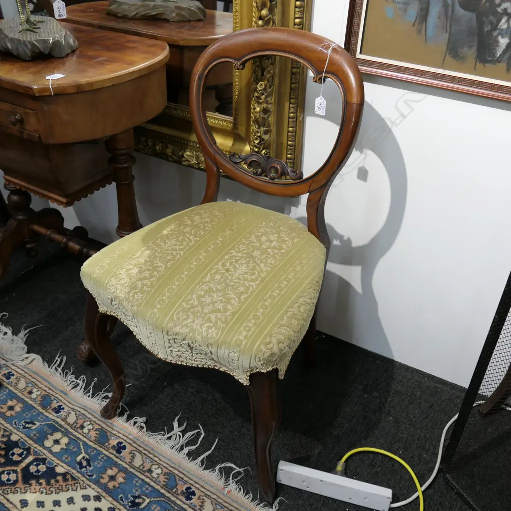 SET OF 4 VICTORIAN CHAIRS Image 1++