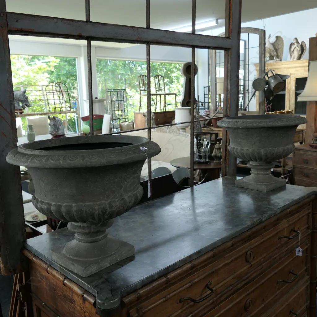 REPRODUCTION URNS (RESIN?) DIA. 400MM Image 1++