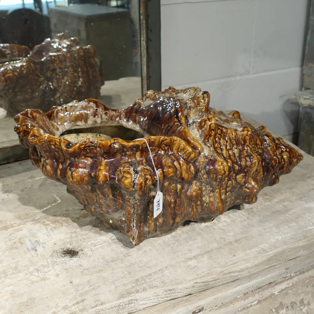 MAJOLICA CONCH SHELL W. 485MM Image 1++