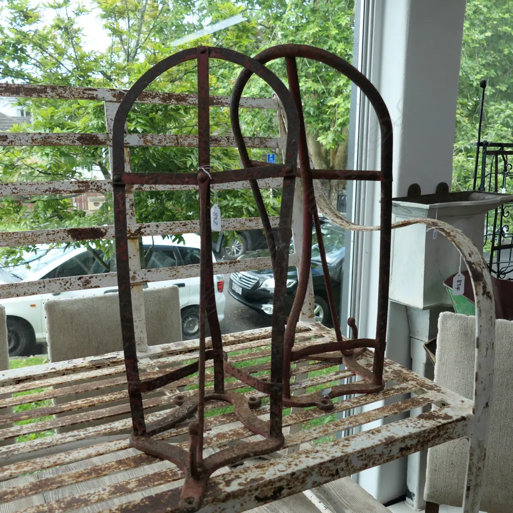 PAIR WALL MOUNTED SADDLE STANDS Image 1++