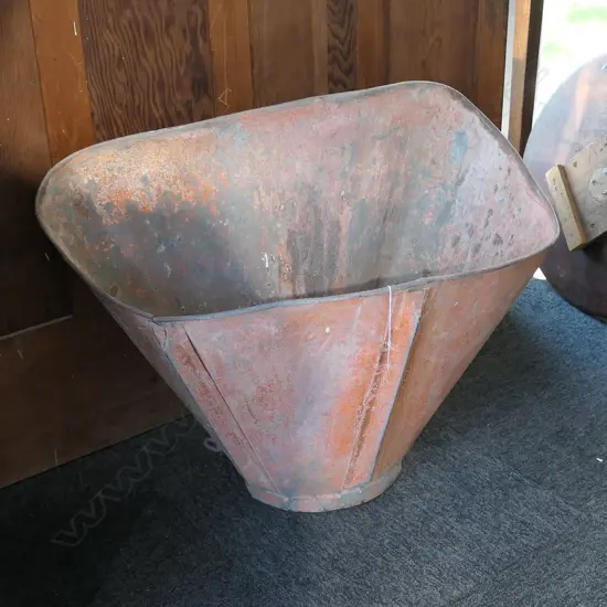 VINTAGE RED TIN FRUIT PICKERS BASKET W. 770MM