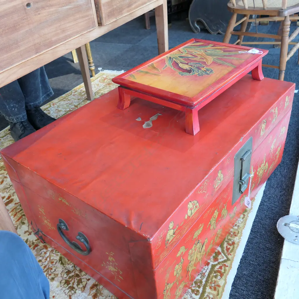 LACQUER CHINOISERIE CHEST W. 780M + TRAY Image 1++