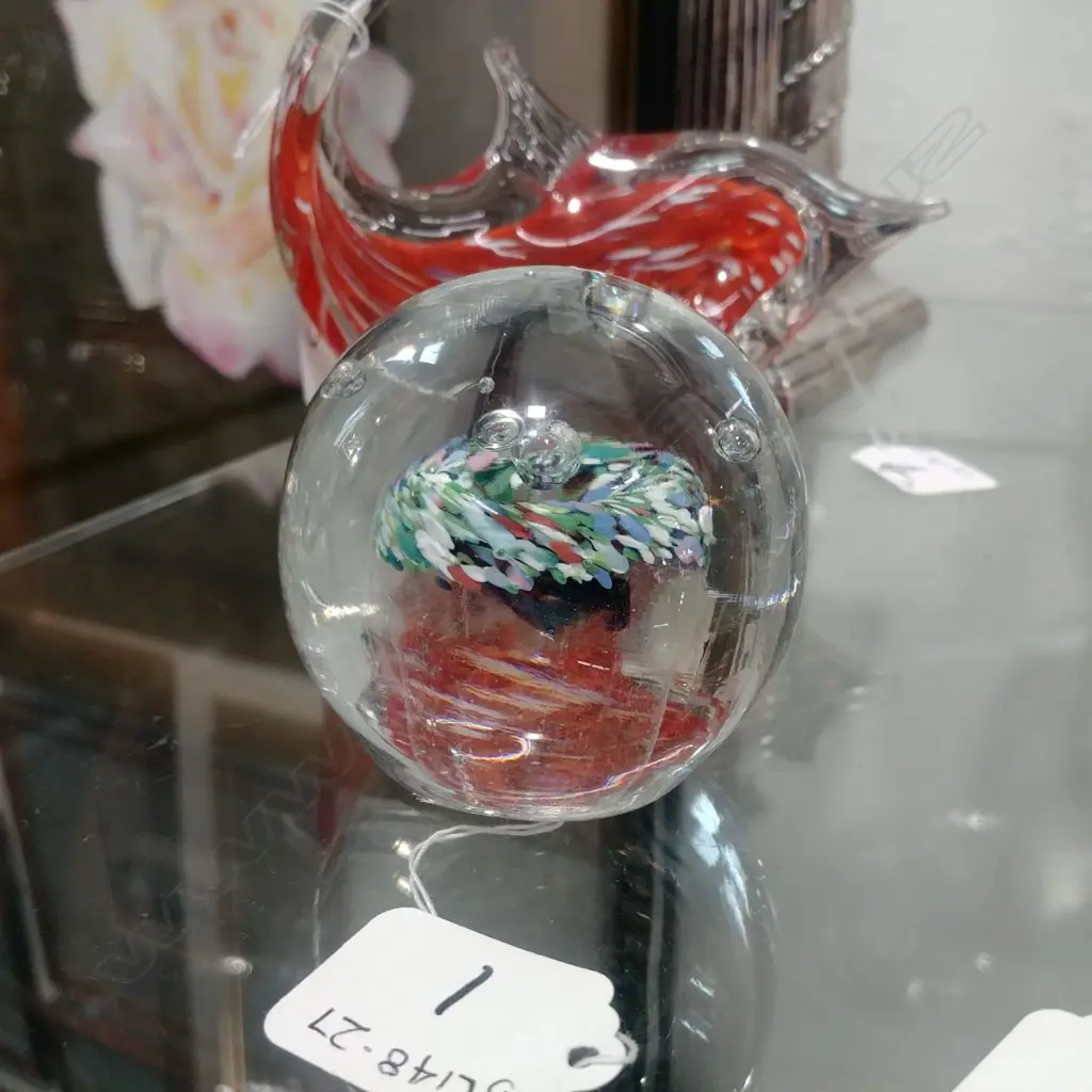 GLASS PAPER WEIGHT SIGNED VIESNIK (65mm)  Image 1++