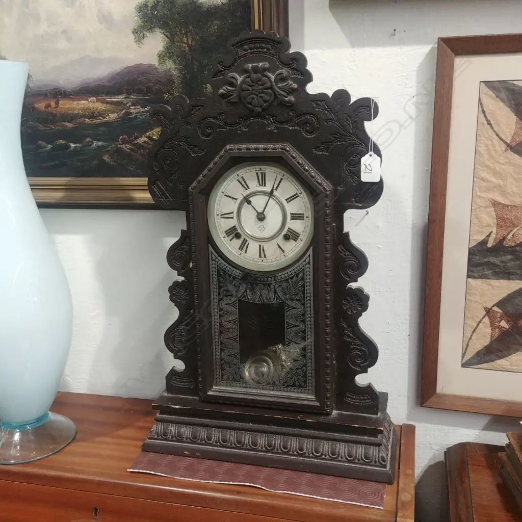 GINGERBREAD CLOCK Image 1++