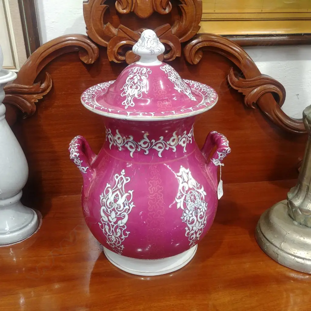 VICT LIDDED BEDROOM PAIL Image 1++