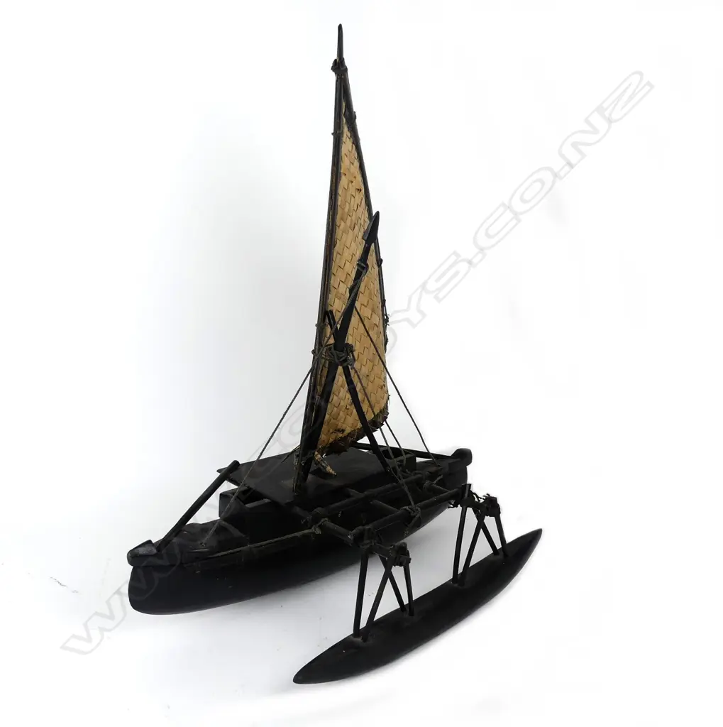 A Hawaiian model outrigger canoe Image 1++
