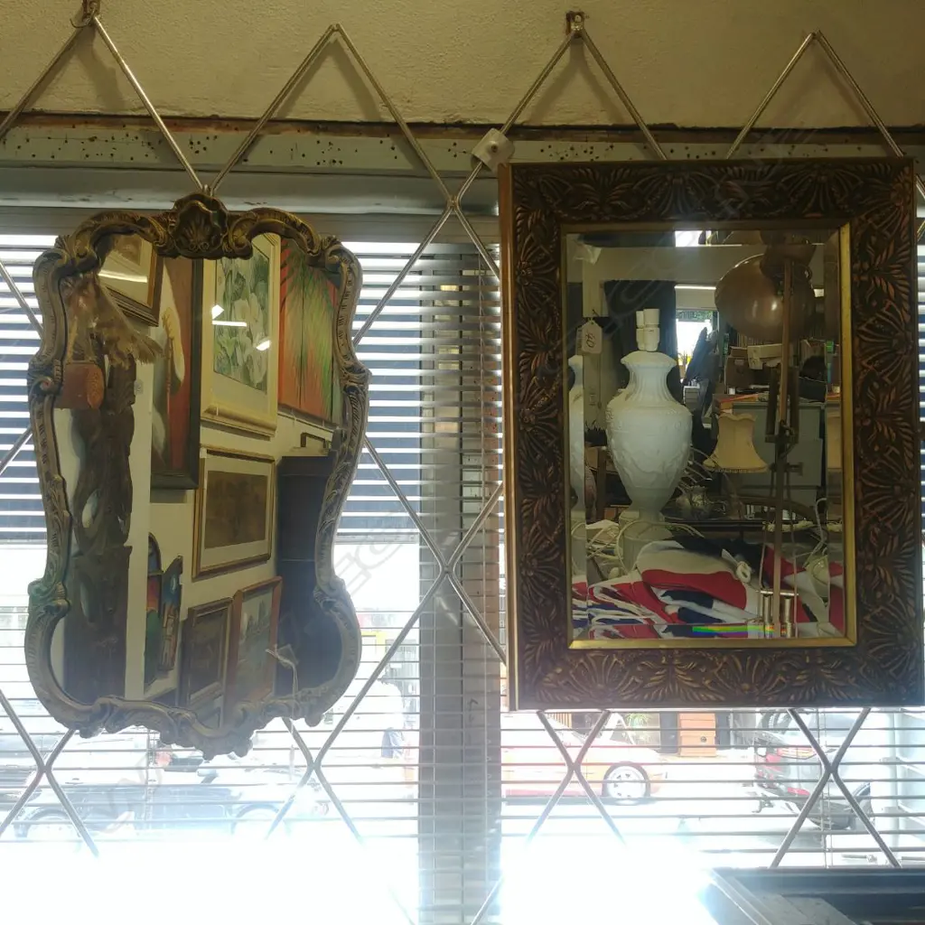 2 GILT WALL MIRRORS Image 1++