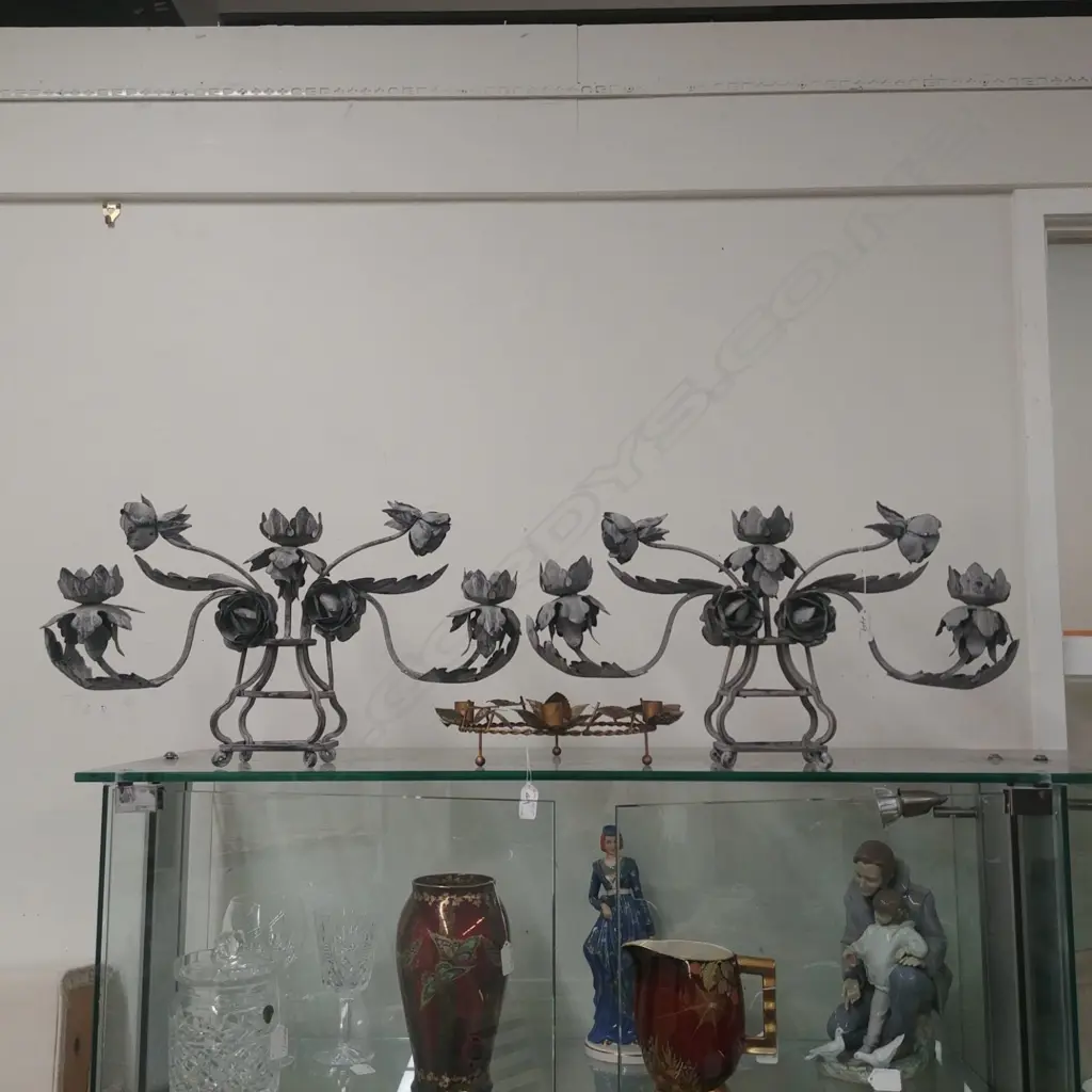 PR METAL ROSE CANDELABRA + GILT CANDLE HOLDER Image 1++