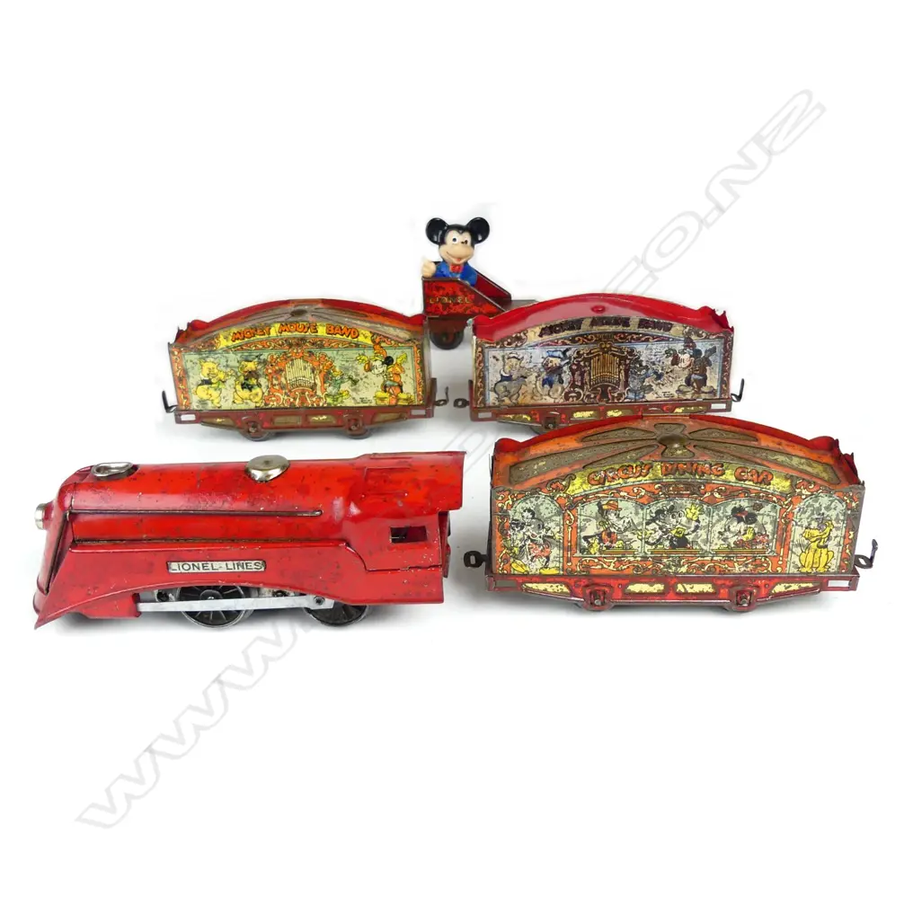 A Lionel Mickey Mouse Circus train set Image 1++