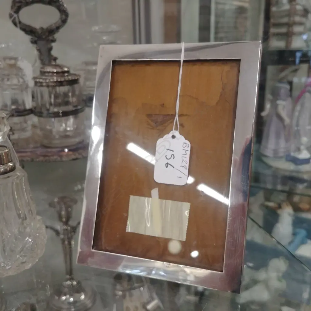 S/SILVER PHOTO FRAME Image 1++