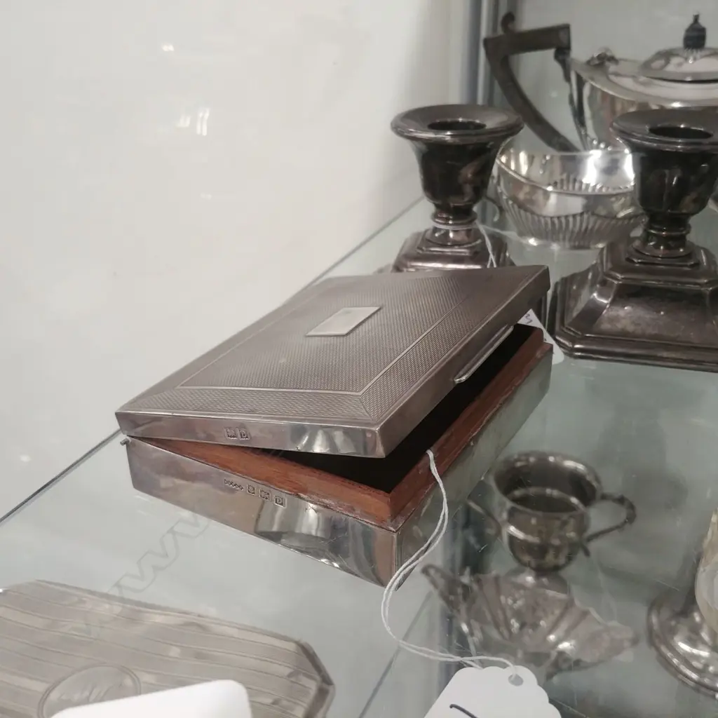 S/S WOOD LINED BOX Image 1++