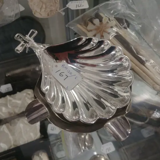 S/S ASHTRAY + S/S SHELL DISH 91g