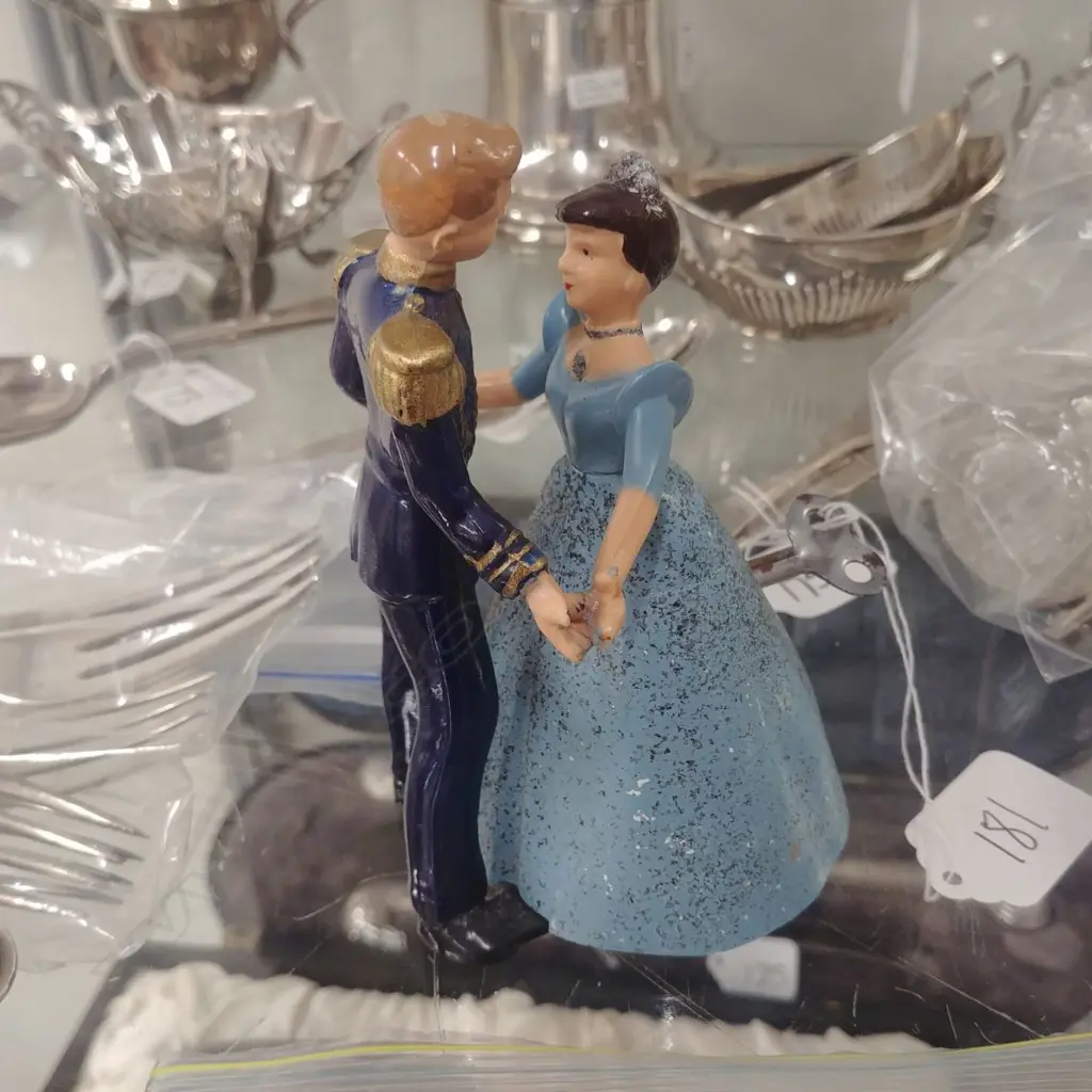 VINTAGE CLOCKWORK DANCERS Image 1++