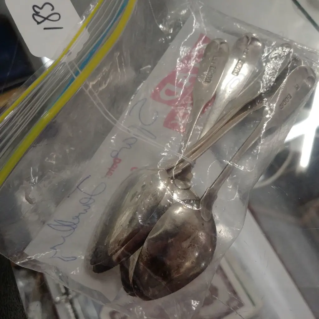 5 S/S TEASPOONS 74g Image 1++