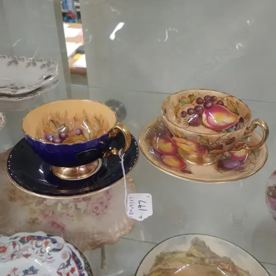 2 AYNSLEY SIGNED C/SS