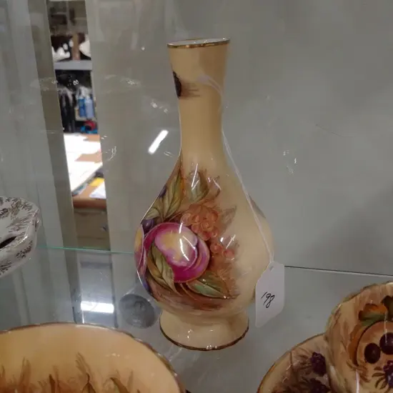 AYNSLEY FRUIT VASE