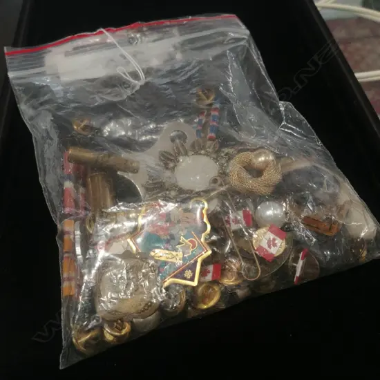 BAG MILITARY BADGES, COSTUME JEWELLERY ETC