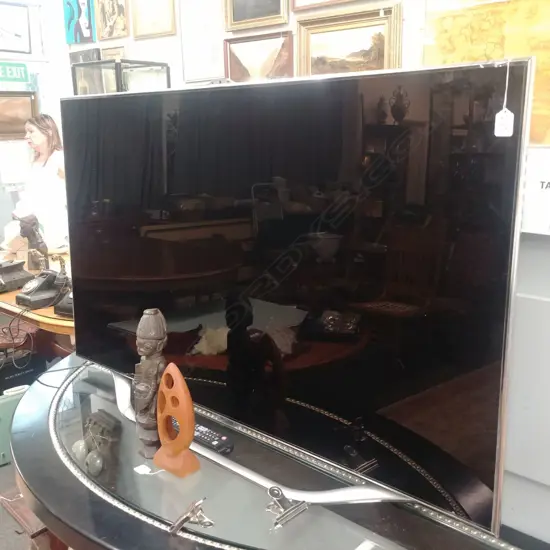 SAMSUNG 55 INCH  SLIM TV WITH REMOTE