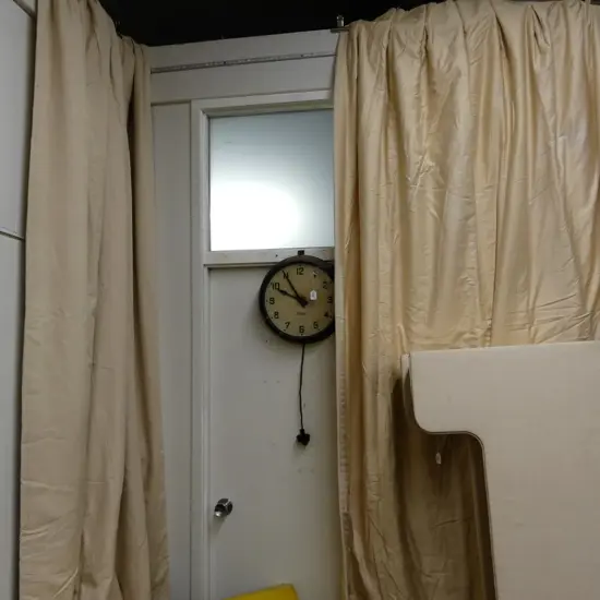 2 PELMETS & CLAREMONT LINEN CURTAINS ( L- 265 x W 145 )