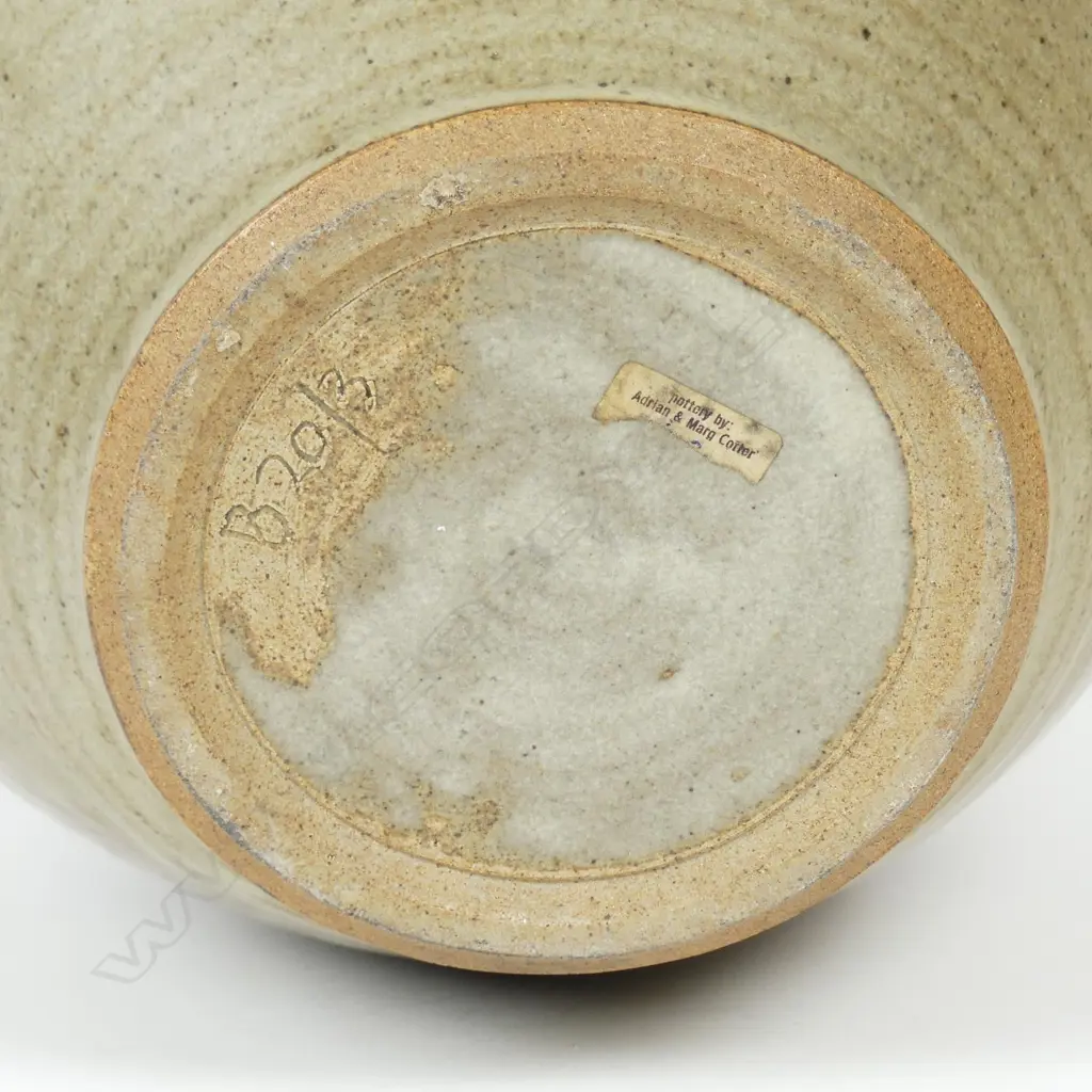 Adrian and Marg Cotter floor pot Image 1++