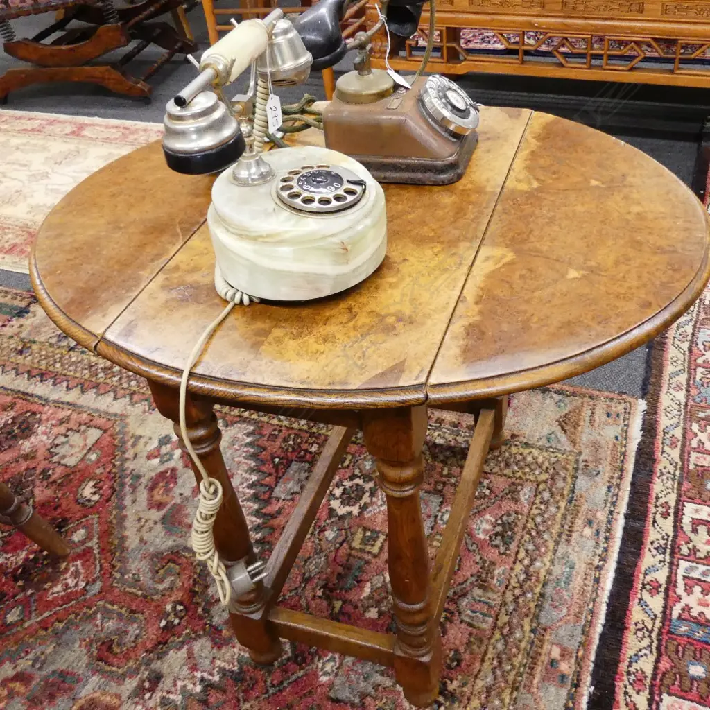 WALNUT DROP SIDE OCCASIONAL TABLE Image 1++