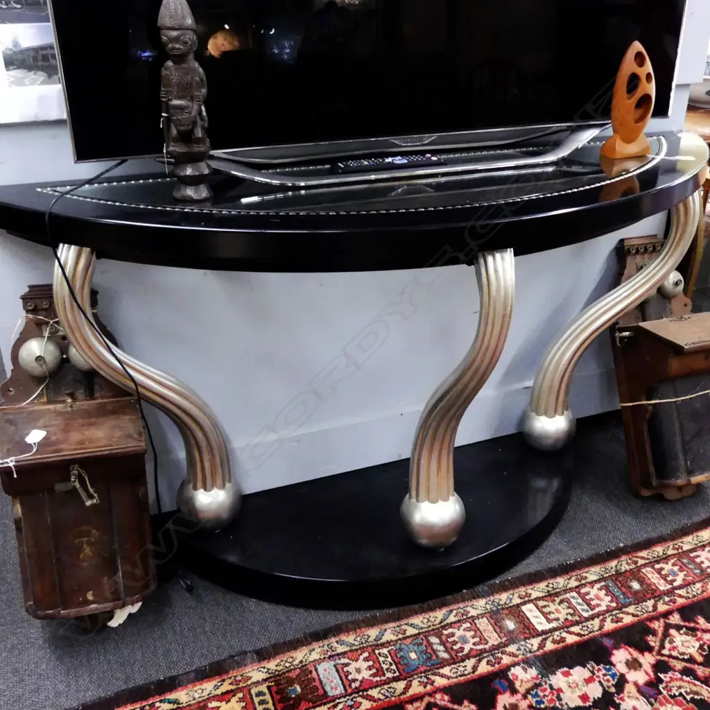 DESIGNER GLASS INSET HALL TABLE Image 1++