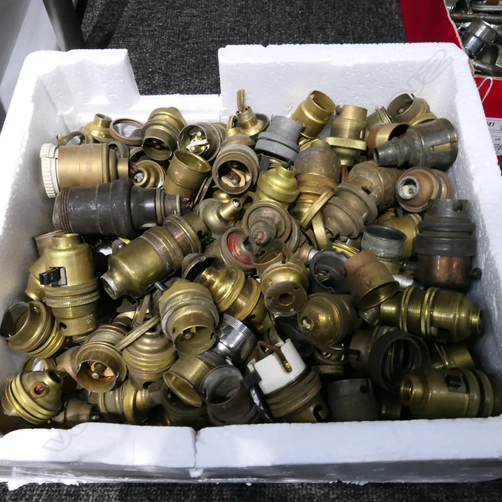BOX LOT ASST. BRONZE LAMP SHADE FITTINGS Image 1++