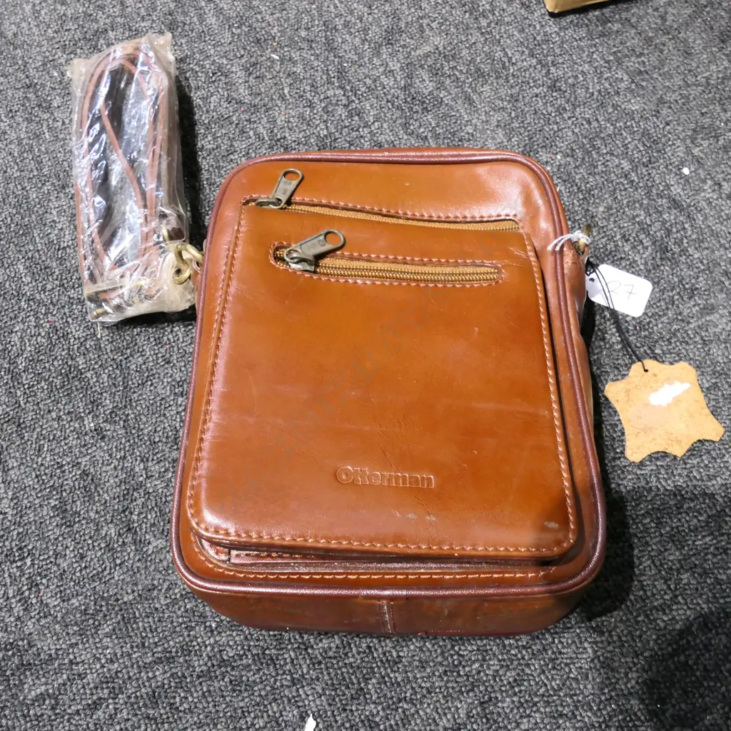 OTTERMAN LEATHER CARRY BAG H. 200MM Image 1++