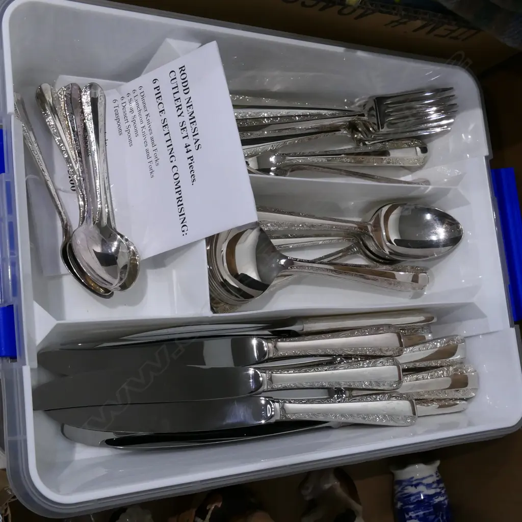 BOX LOT 44 PCE RODD NEMESIA CUTLERY Image 1++