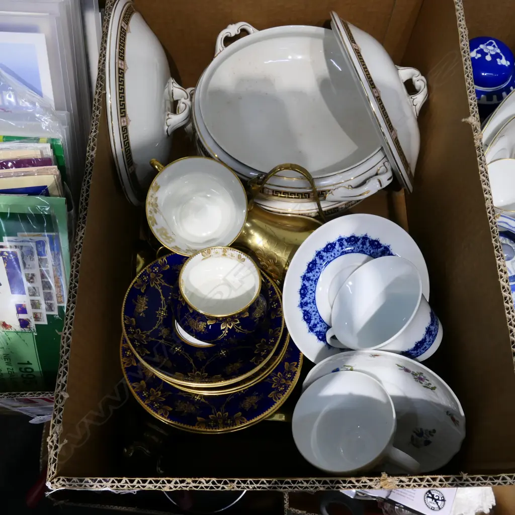 ASST BRASS WARE /PARAGON CHINA ETC Image 1++