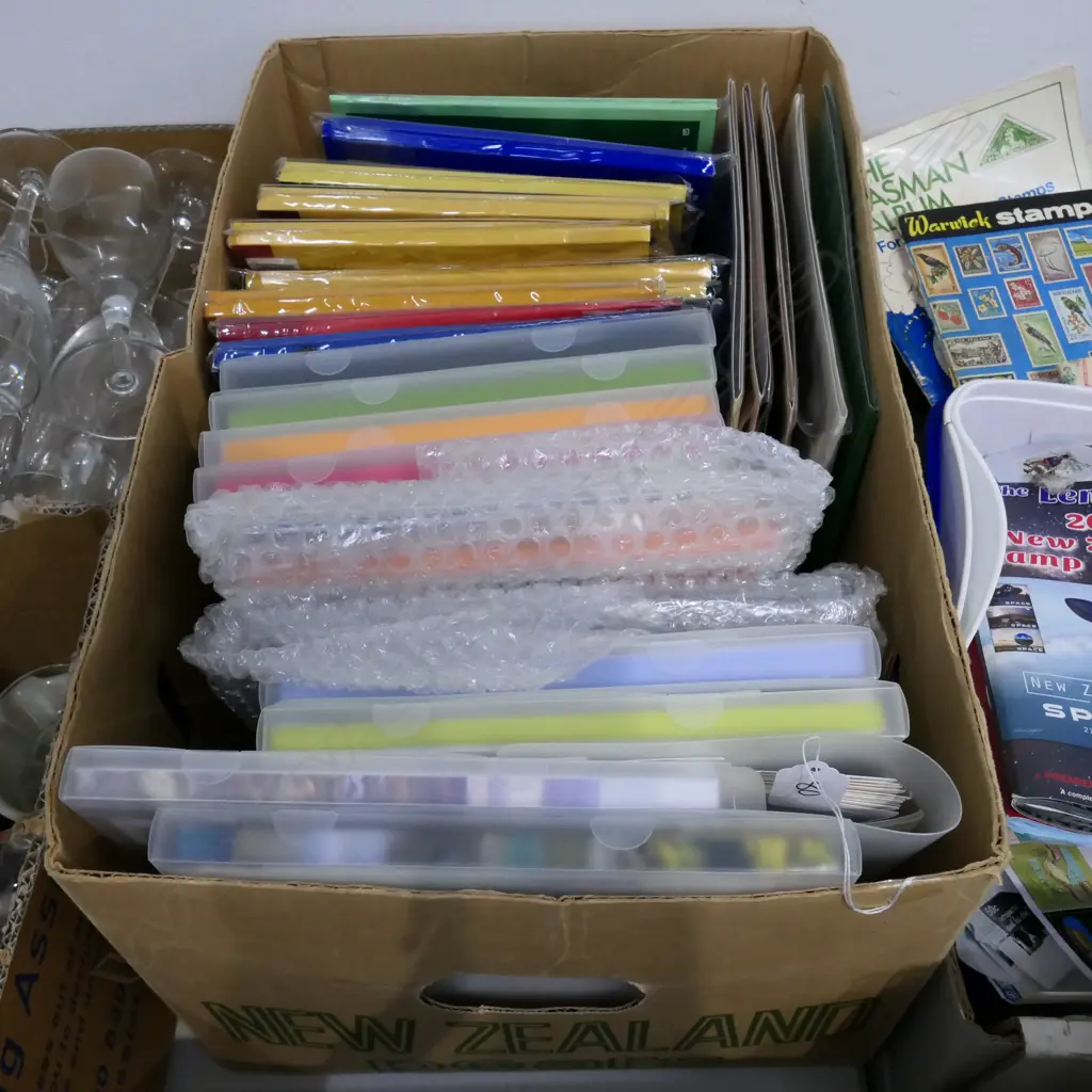 BOX NZ FIRST DAY COVERS Image 1++