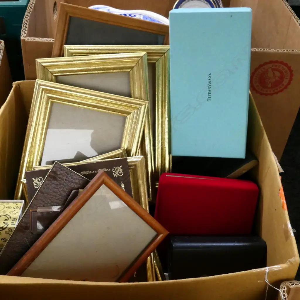 BOX ASST JEWELLERY BOXES + FRAMES Image 1++