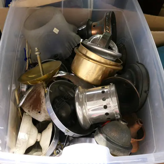 BOX LOT VINTAGE LIGHTING ATTACHMENTS
