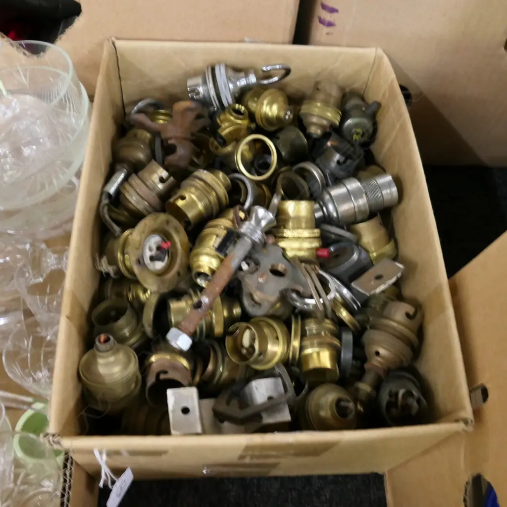 BOX LOT ASST. BRONZE LAMP SHADE FITTINGS & CHAINS Image 1++