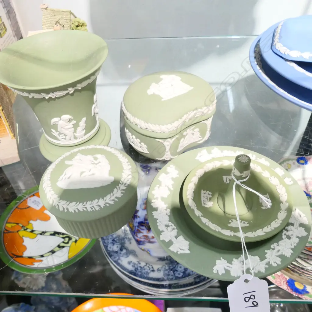 WEDGWOOD SAGE JASPERWARE 5 ITEMS Image 1++