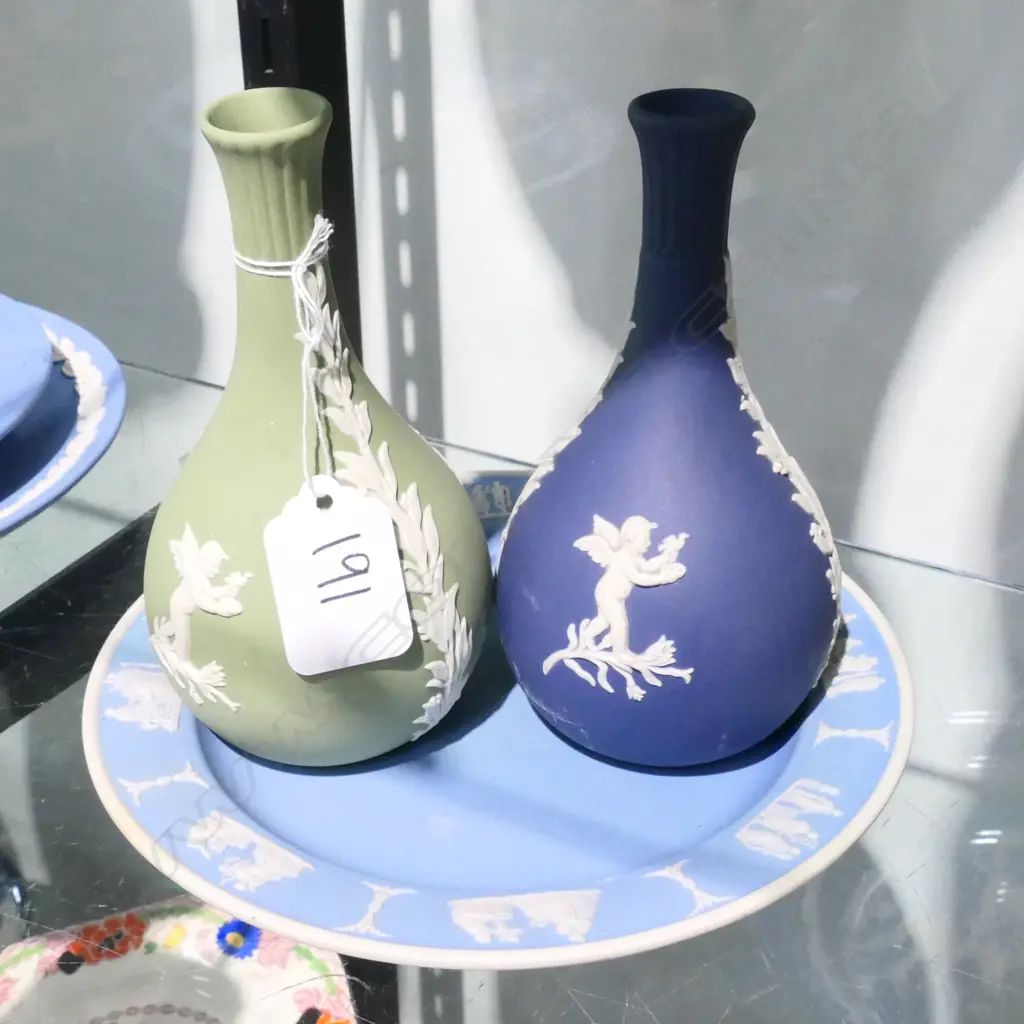 WEDGWOOD JASPERWARE PR VASES AND PLATE Image 1++