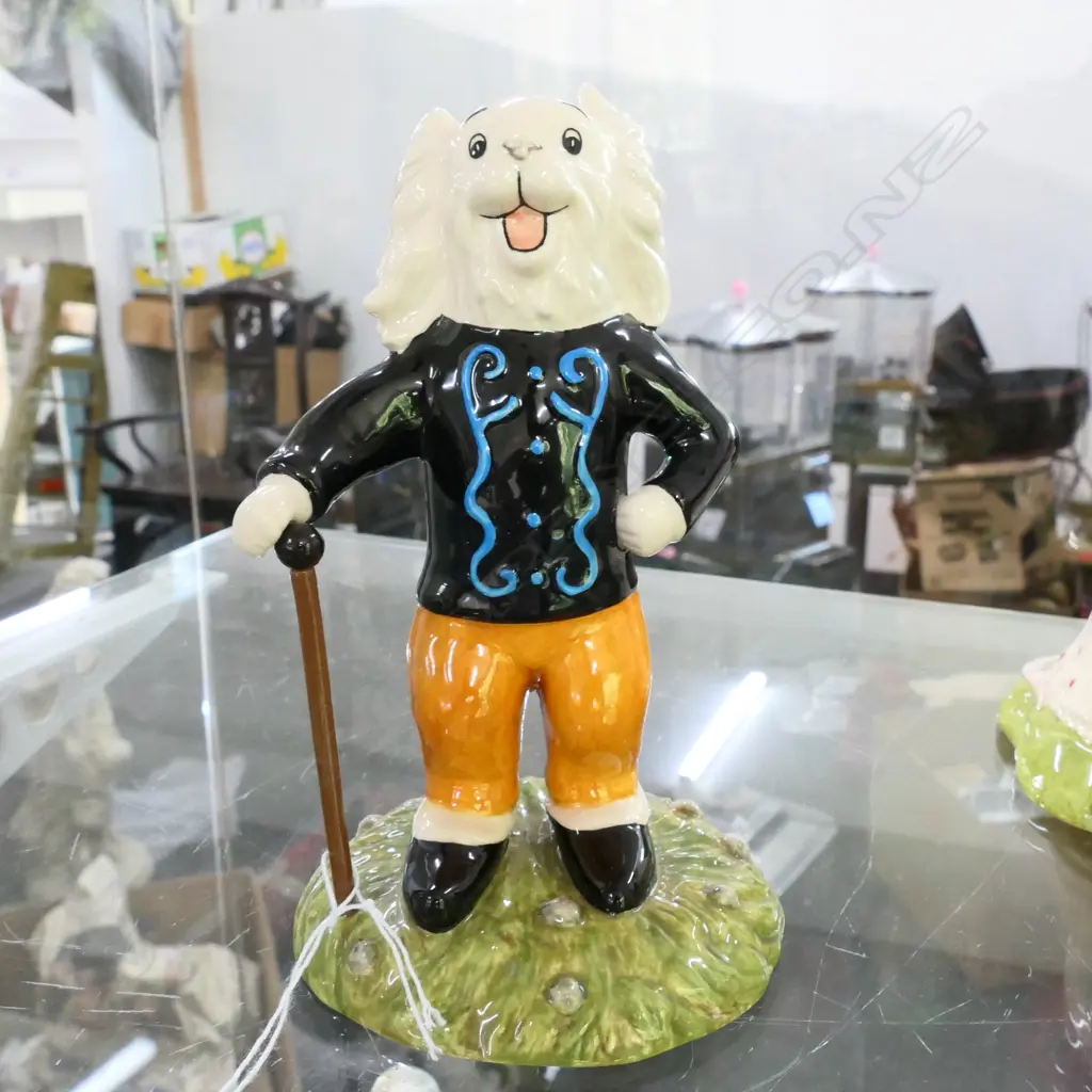 ROYAL DOULTON RUPERT SERIES 'LEADING THE WAY' WB3 Image 1++