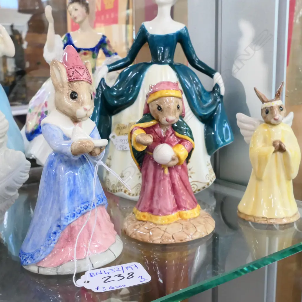 3 R. DOULTON BUNNYKINS; ANGEL, FORTUNE TELLER, SUNDIAL ALL BOXED Image 1++