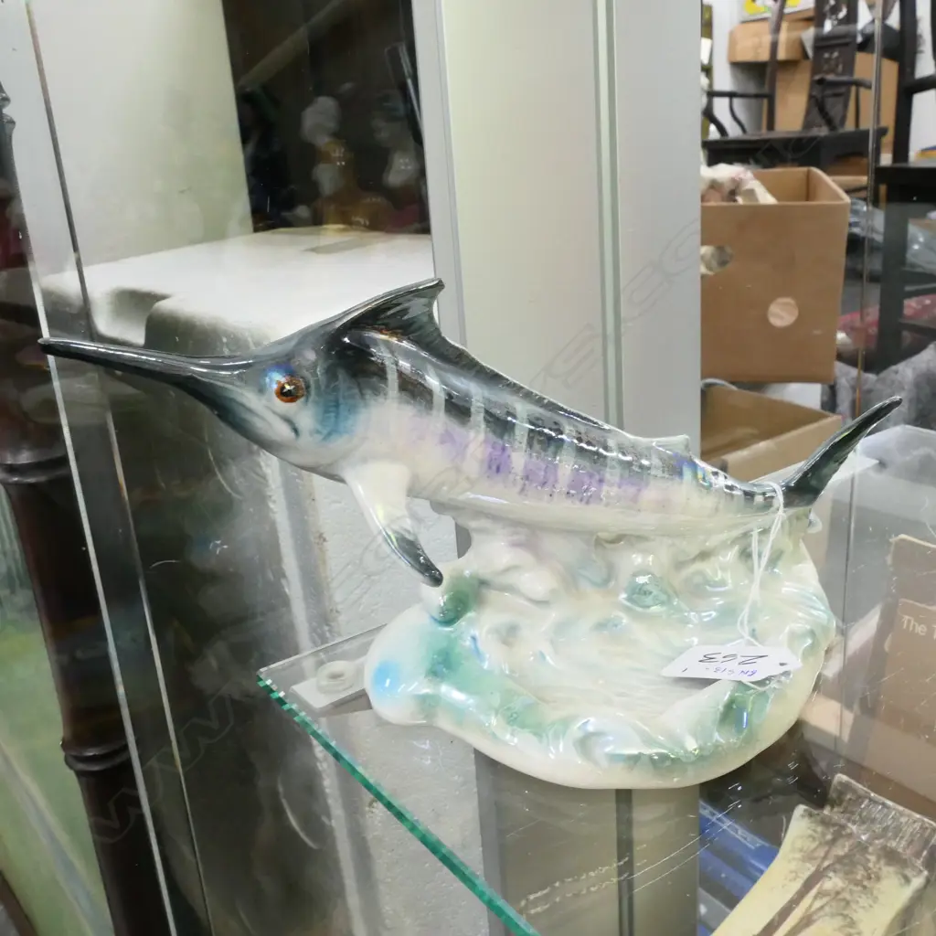 TITIAN MARLIN ASHTRAY Image 1++