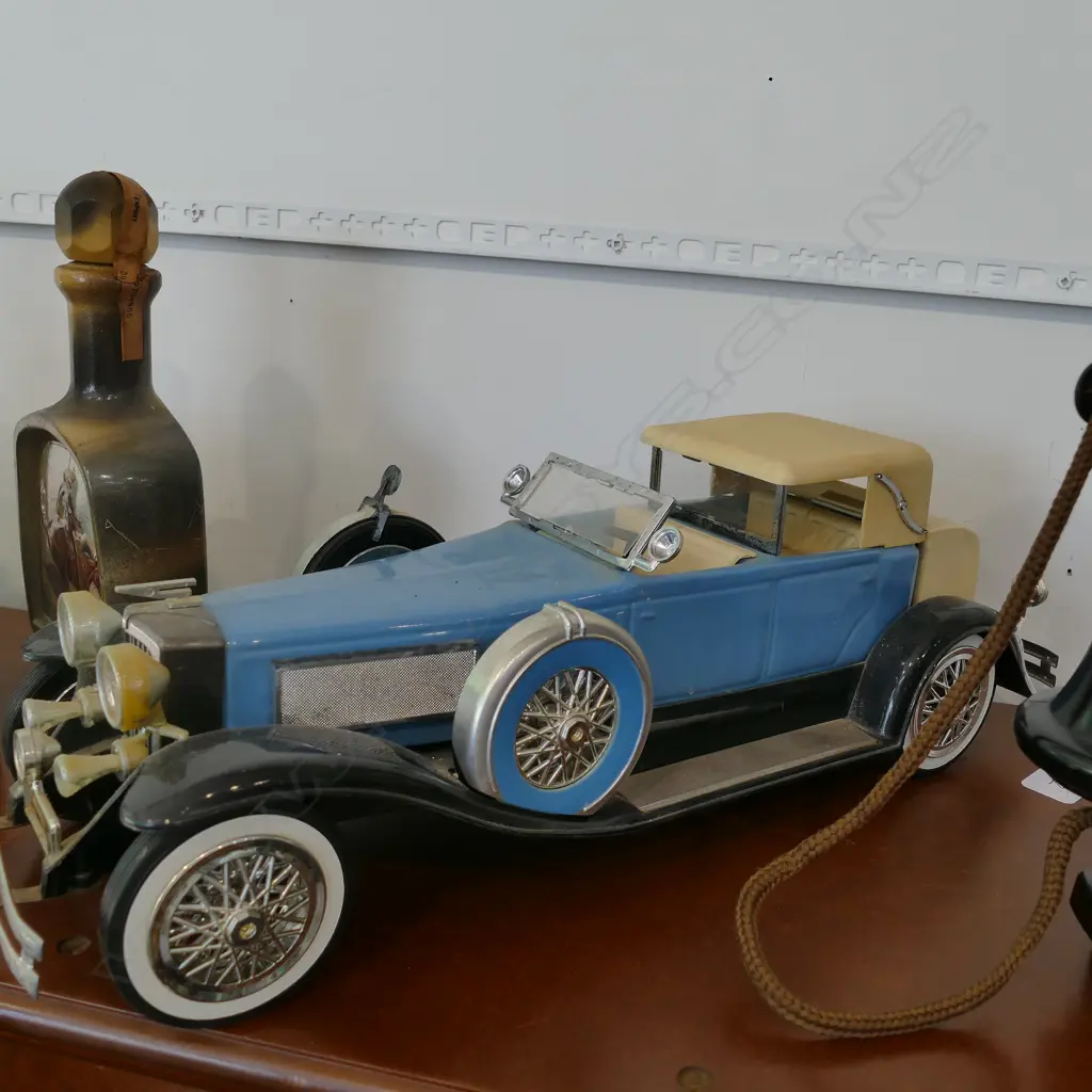 JIM BEAM DECANTER BLUE AMERICAN VINTAGE COUPE L470MM Image 1++